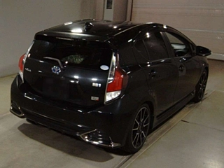 TOYOTA AQUA 2014