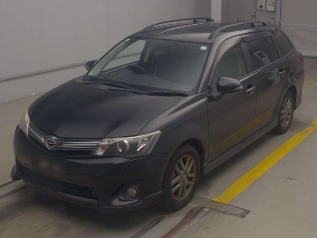 TOYOTA COROLLA FIELDER 2013