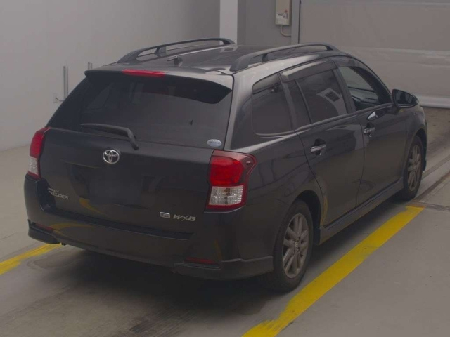 TOYOTA COROLLA FIELDER 2013