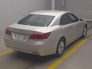TOYOTA CROWN 2013
