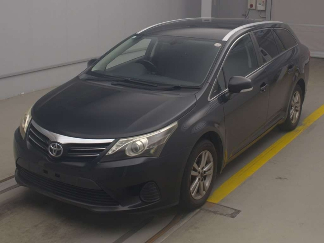 TOYOTA AVENSIS WAGON 2012