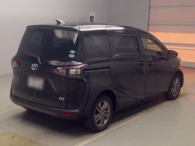 TOYOTA SIENTA 2018