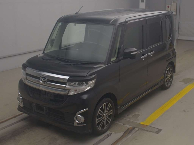 DAIHATSU TANTO 2014