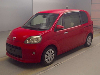 TOYOTA PORTE 2012