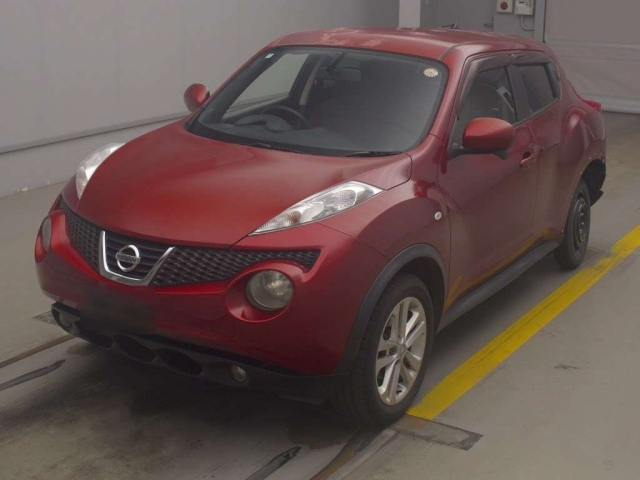 NISSAN JUKE 2011