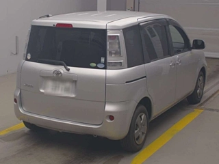 TOYOTA SIENTA 2012