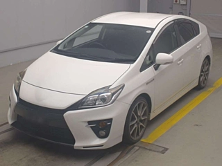 TOYOTA PRIUS 2012