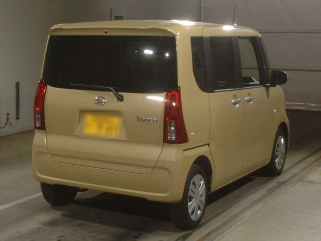 DAIHATSU TANTO 2024