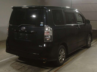TOYOTA VOXY 2008
