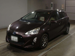 TOYOTA AQUA 2016
