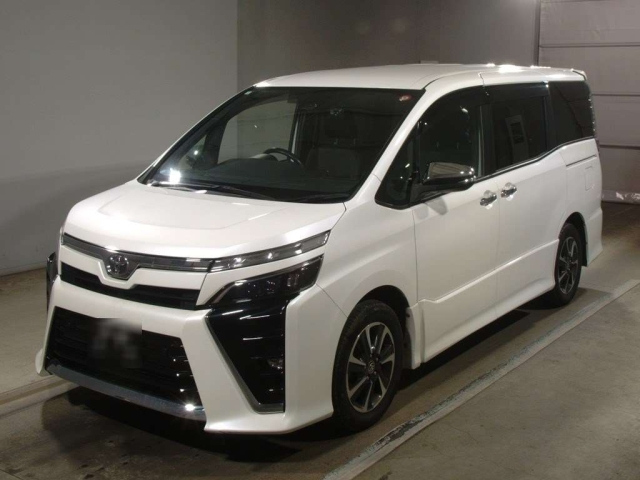 TOYOTA VOXY 2020