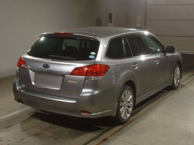 SUBARU LEGACY 2010