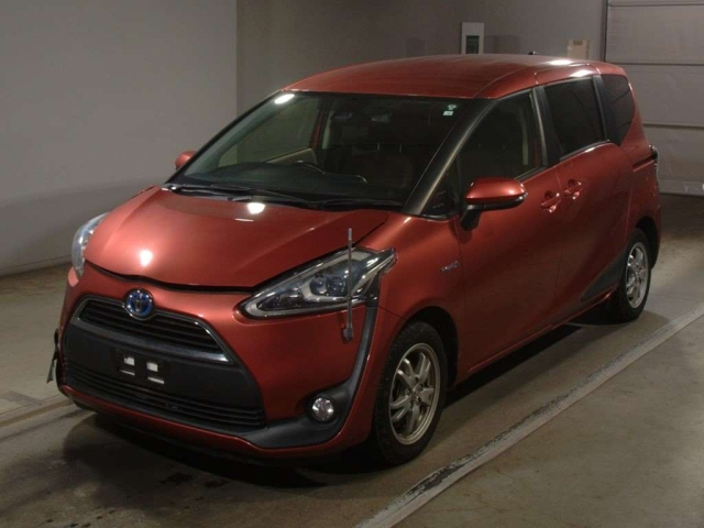 TOYOTA SIENTA 2016
