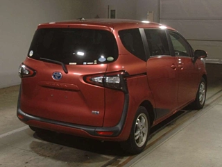 TOYOTA SIENTA 2016