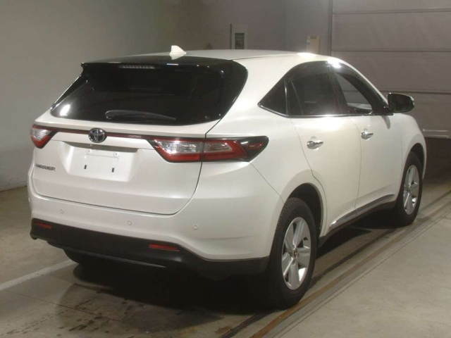 TOYOTA HARRIER 2017
