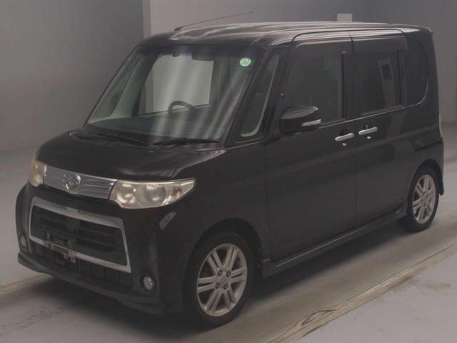 DAIHATSU TANTO 2010