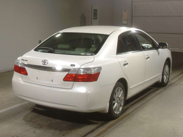 TOYOTA PREMIO 2009