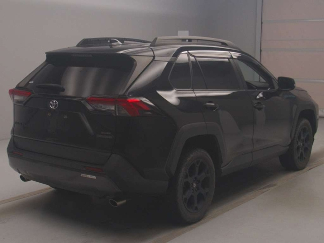 TOYOTA RAV4 2021