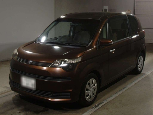 TOYOTA SPADE 2014