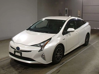 TOYOTA PRIUS 2018
