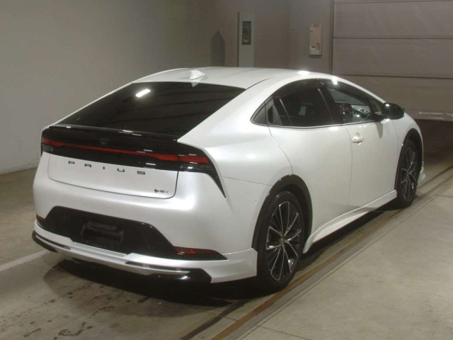 TOYOTA PRIUS 2023