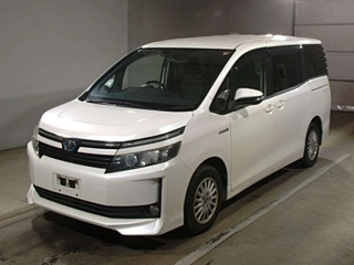 TOYOTA VOXY 2014