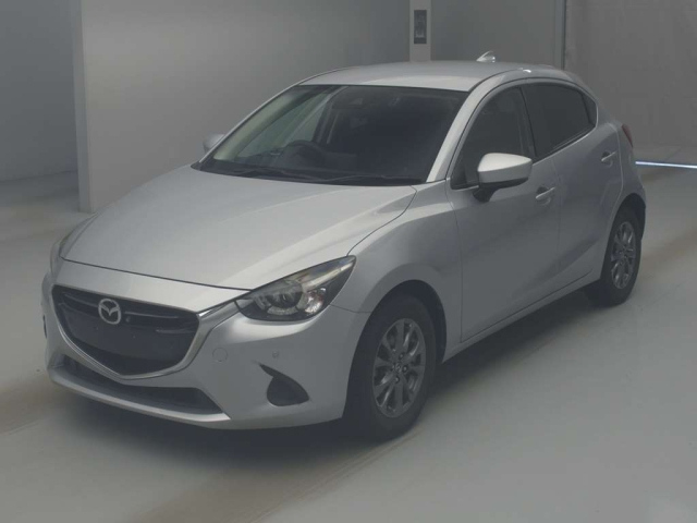 MAZDA DEMIO 2019