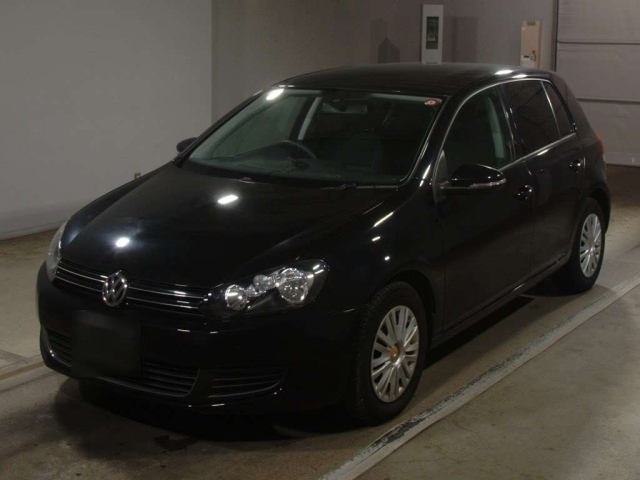 VOLKSWAGEN GOLF 2010