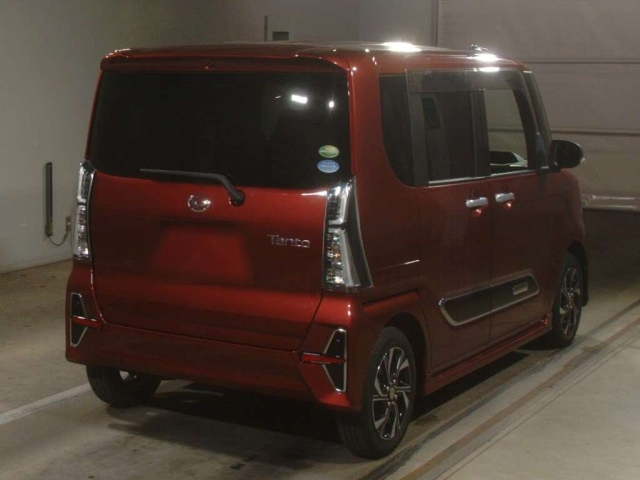DAIHATSU TANTO 2021
