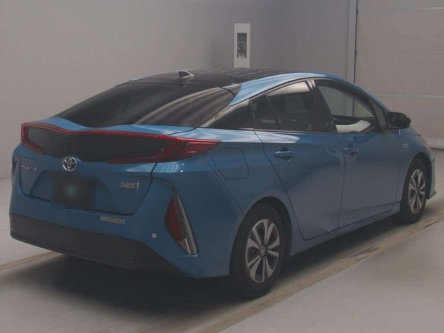 TOYOTA PRIUS PHV 2019