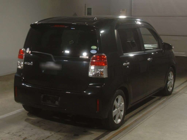 TOYOTA SPADE 2014