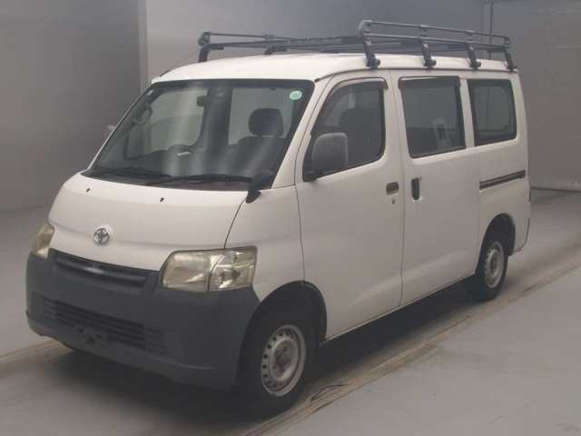 TOYOTA TOWN ACE VAN 2014
