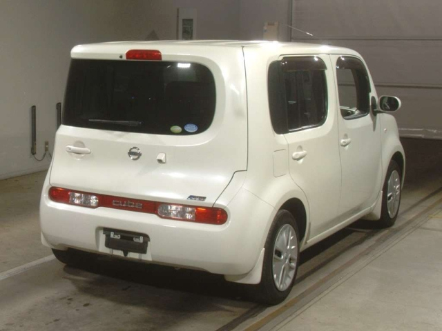 NISSAN CUBE 2011