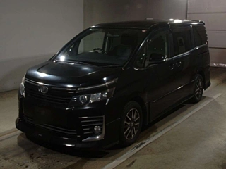 TOYOTA VOXY 2014