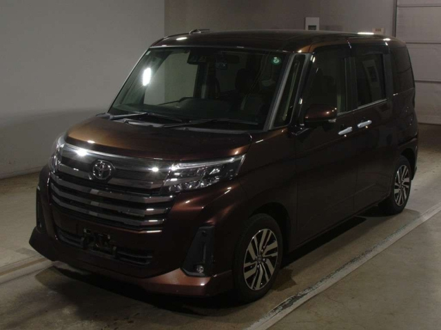 TOYOTA ROOMY 2023