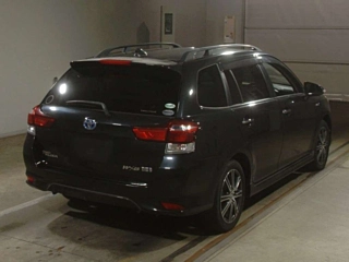 TOYOTA COROLLA FIELDER 2015