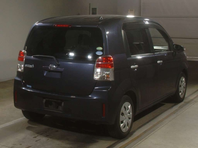 TOYOTA SPADE 2014