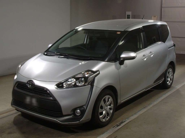 TOYOTA SIENTA 2016