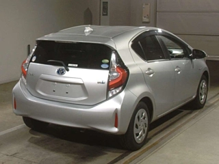 TOYOTA AQUA 2018