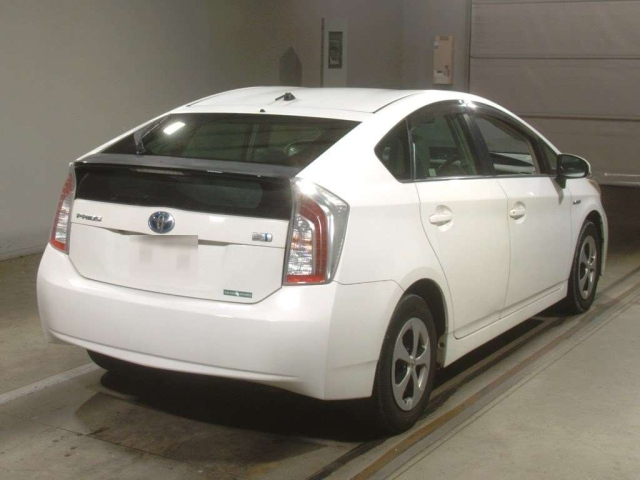 TOYOTA PRIUS 2012