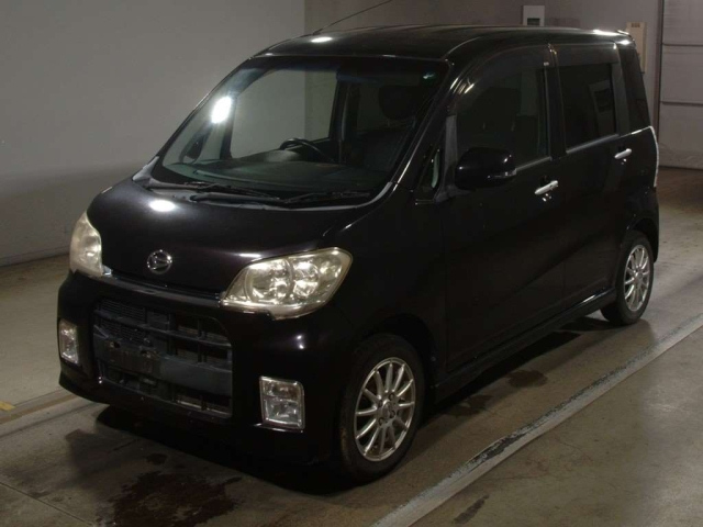 DAIHATSU TANTO EXE 2010