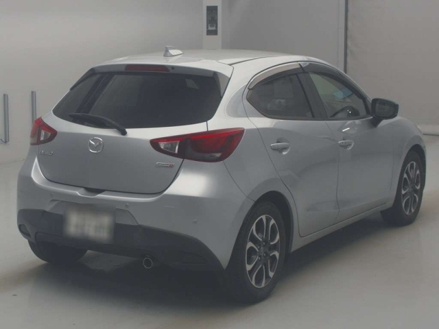 MAZDA DEMIO 2018