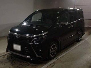 TOYOTA VOXY 2019