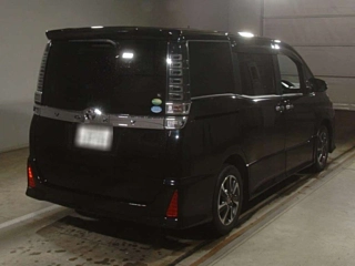 TOYOTA VOXY 2019