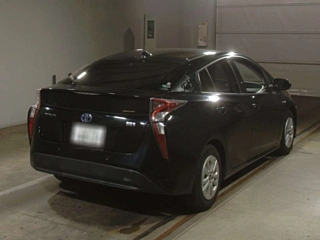 TOYOTA PRIUS 2017