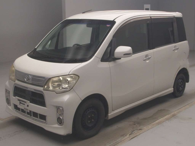 DAIHATSU TANTO EXE 2010