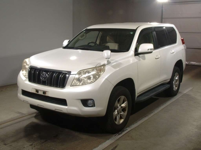 TOYOTA LAND CRUISER PRADO 2013