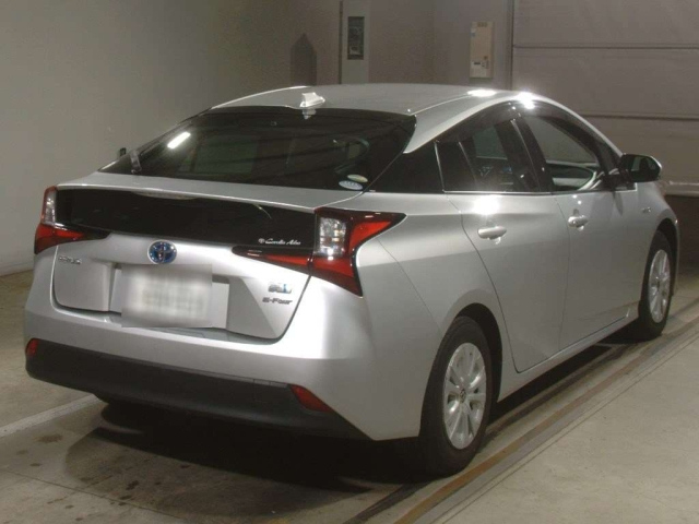 TOYOTA PRIUS 2019