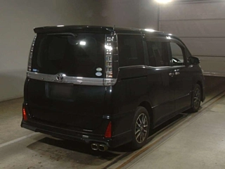 TOYOTA VOXY 2015