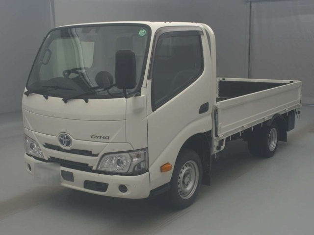 TOYOTA DYNA 2024